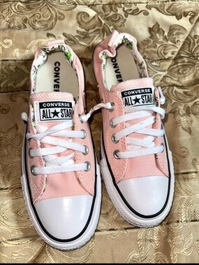 Converse All Stars Low Top Canvas Sneakers